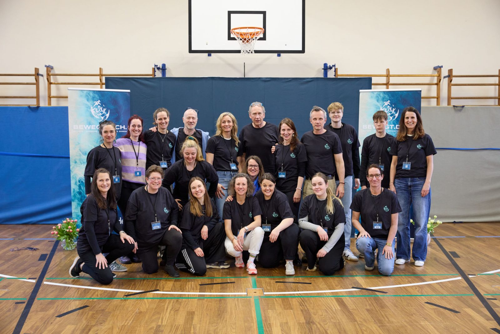 Das BEWEGT.DICH® Team – alle Trainer:innen vor dem Kongress